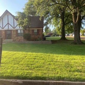 lawn maintenance by Daniel campos reviewed on August 21, 2025