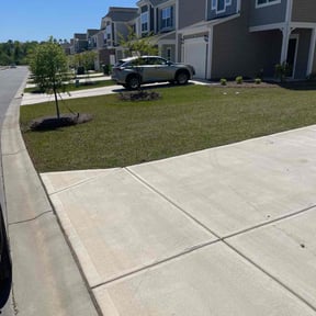 residential landscaping by KLG LAWN Service reviewed on November 22, 2025