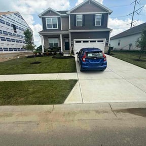 landscaping by Cole lawn sevice reviewed on August 20, 2025
