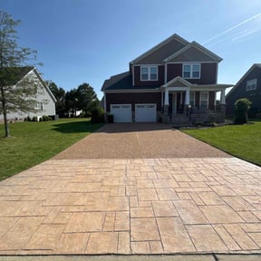 residential landscaping by Signature Lawn Care LLC. reviewed on August 21, 2025