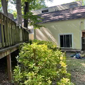 Bush Trimming by Nates Lawn Service reviewed on August 16, 2025