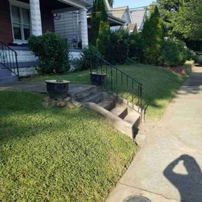turf care by Mike's Mowing and Landscaping reviewed on November 2, 2023