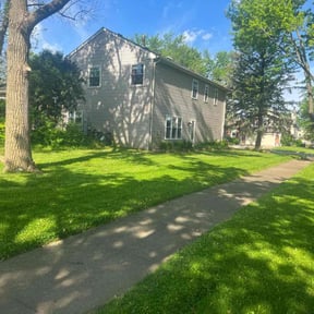 gardening service by Blue River Lawn & Landscaping reviewed on August 19, 2025
