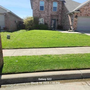 landscaping by Royal Scenery LLC reviewed on August 15, 2025