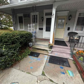 Bush Trimming by William Mendoza reviewed on October 20, 2025