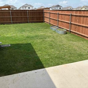 grass maintenance by Mightyfine professional services reviewed on January 13, 2024