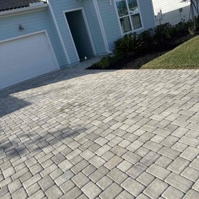 Flower Bed Weeding by Turf Tamers,LLC reviewed on December 6, 2024