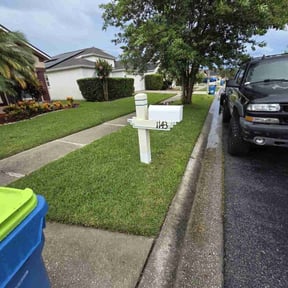 gardening service by Green Go Lawn Care reviewed on August 17, 2025