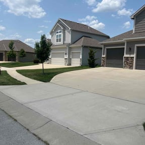 yard service by Cameron&#039;s Lawn and Landscape reviewed on December 3, 2025