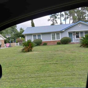 Bush Trimming by J.C. Lawn Service reviewed on March 6, 2023