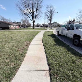 Leaf Removal by Wkwross Lawn Care and 72154 reviewed on May 30, 2026