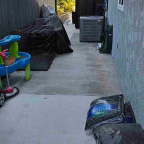 Flower Bed Weeding by WIWO Unlimited reviewed on October 18, 2025