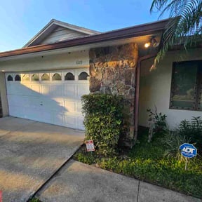 Bush Trimming by Lawnsmith reviewed on October 21, 2025