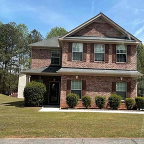 yard work by D &amp; J Landscaping reviewed on April 5, 2025