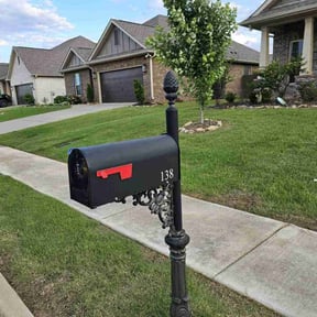 yard care by Ron's lawn care reviewed on August 19, 2025