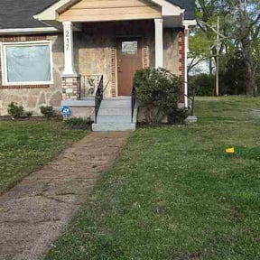 Bush Trimming by Supreme landscaping reviewed on March 30, 2026