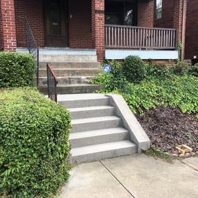 Bush Trimming by Court Landscaping reviewed on August 18, 2025