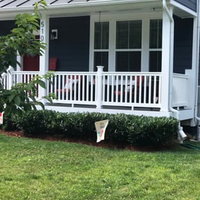 Bush Trimming by TruCuts reviewed on August 18, 2025
