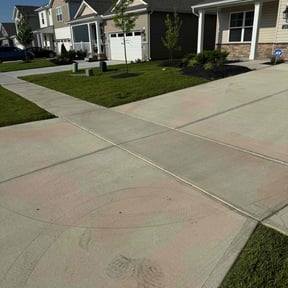 yard care by Drayton Boys Lawn Service reviewed on August 15, 2025