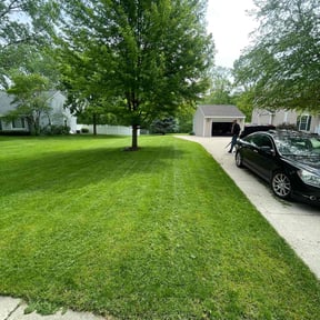 yard service by Garrett’s Lawn Care reviewed on March 27, 2024