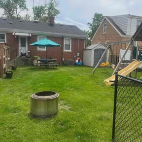 grass cutting by Curb appeal lawn services reviewed on August 17, 2025