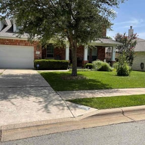 gardening service by Lawn care and landscaping reviewed on August 15, 2025