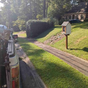 Bush Trimming by KraftAlley Lawns reviewed on August 21, 2025