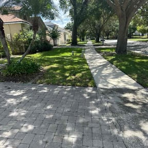 yard care by Jones Lawn Care reviewed on August 19, 2025