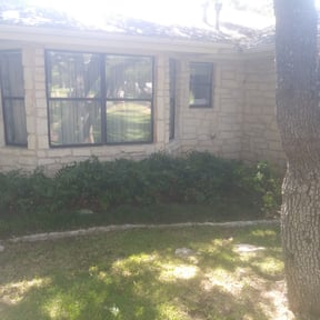 Bush Trimming by M&N Lawncare reviewed on August 17, 2025