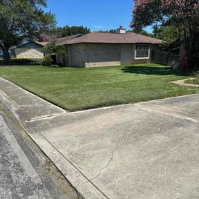 lawn service by As Good As You Do It Lawn Care reviewed on July 21, 2025