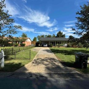 yard maintenance by Rivs Landscaping Care reviewed on August 17, 2025