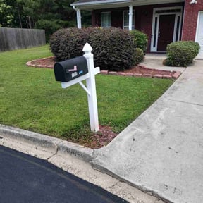 landscape maintenance by Whites property maintenance reviewed on August 21, 2025