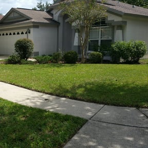 Bush Trimming by Seans Home Services and Garden LLC reviewed on August 21, 2025