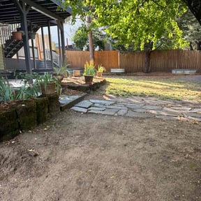 Flower Bed Weeding by Heamiris landscaping reviewed on October 21, 2025