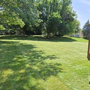 residential landscaping by Mozelle Lawncare reviewed on August 20, 2025
