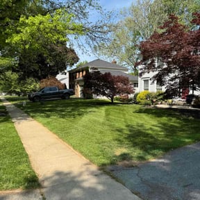 gardening service by J&M Mowing reviewed on August 16, 2025