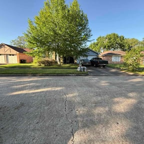 lawn care by Sharp Edge lc reviewed on August 19, 2025