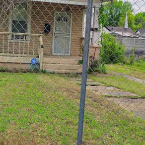 Bush Trimming by Ball Lawncare LLC reviewed on April 10, 2026