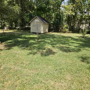 lawn service by Lonestar Landscaping group reviewed on December 9, 2023