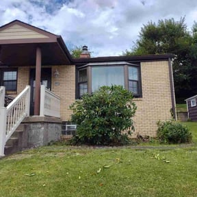 Flower Bed Weeding by Exquisite Lawn &amp; Grounds reviewed on October 24, 2025