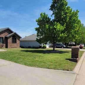 yard work by JTs Lawn Care reviewed on August 18, 2025