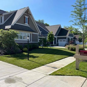 landscape maintenance by José Peraza All House Service reviewed on August 18, 2025