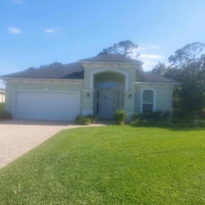 gardening service by Js Lawn Care reviewed on June 8, 2023