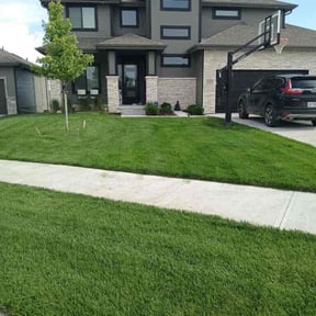 gardening service by Life Source Lawn Care and Property Services reviewed on August 17, 2025