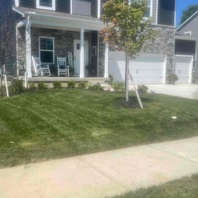 gardening service by Perkins Mowing &amp; Pressure washing reviewed on January 6, 2026