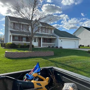 lawn service by Blossom Lawn Care reviewed on June 11, 2025