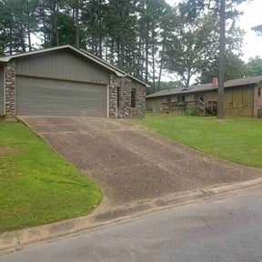 landscaping by Lawnicure reviewed on August 15, 2025