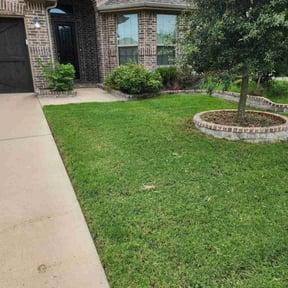 landscaping by Oklahoma's Best Lawn Care reviewed on August 18, 2025