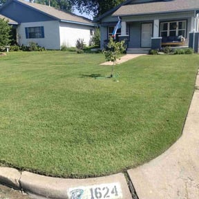 yard service by Quality lawn care services reviewed on August 21, 2025