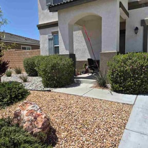 Bush Trimming by Greenes Legacy Lawncare reviewed on May 5, 2026